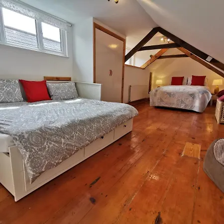 The Old Rectory Glebe House In Jacobstow 10 Mins To Widemouth Bay And Crackington Haven,15 Mins Bude,20 Mins Tintagel, 27 Mins Port Issac Appartamento